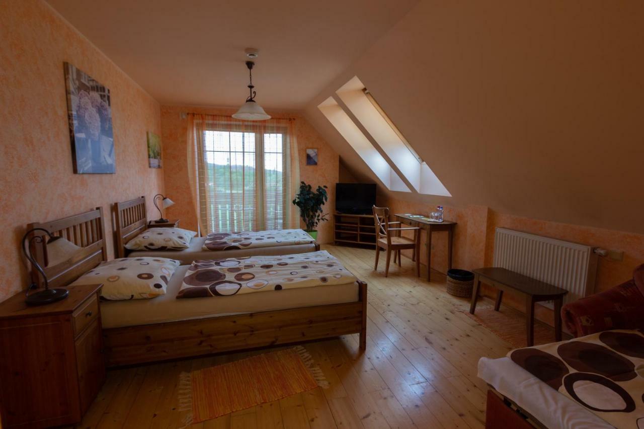 Penzion Pod Hradem Potštejn Exteriér fotografie